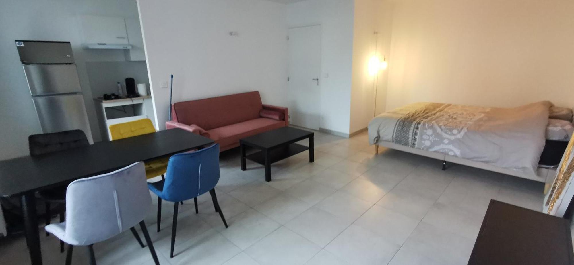 Le Patio Tram Paridis Apartman Nantes Kültér fotó