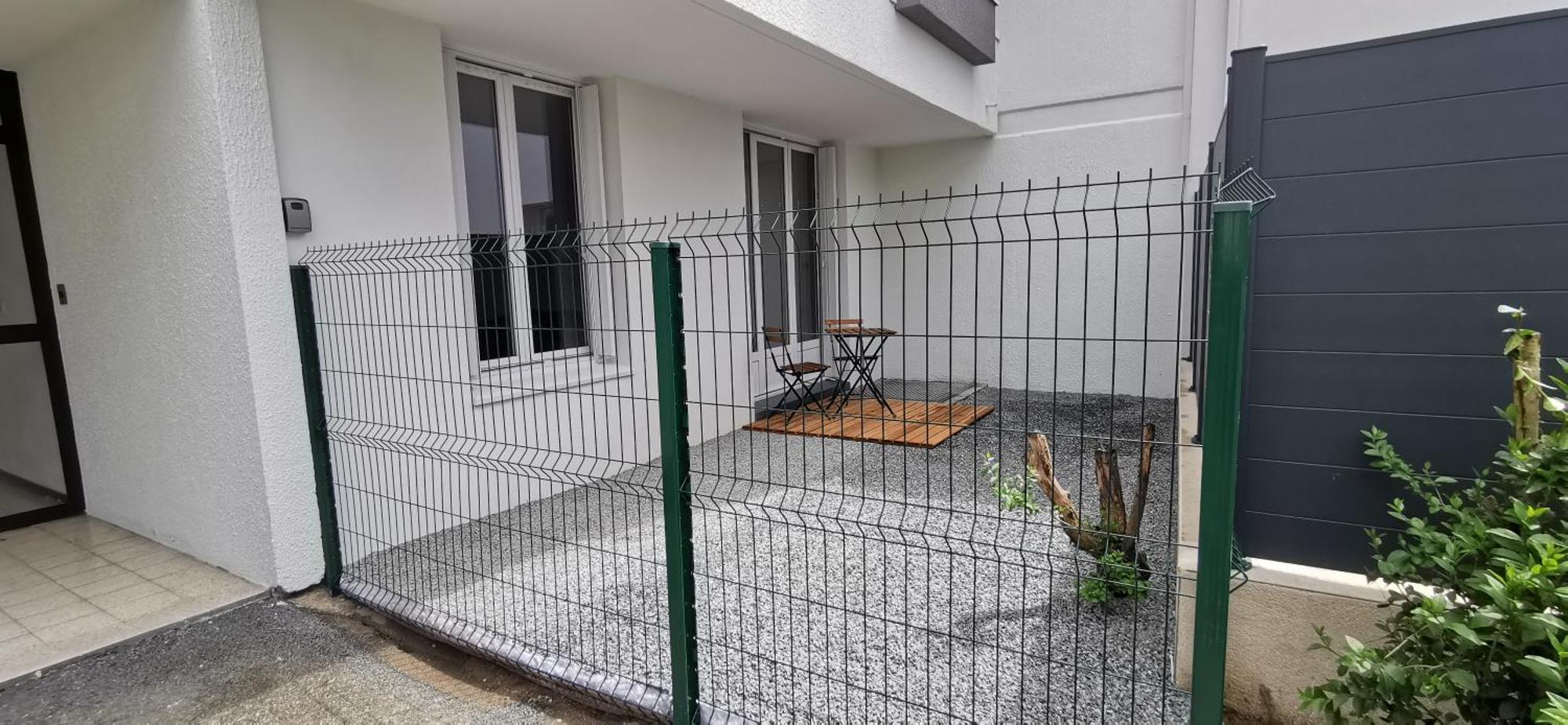 Le Patio Tram Paridis Apartman Nantes Kültér fotó